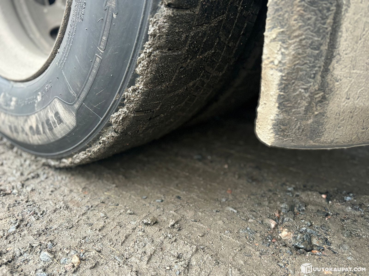 Camión multibasculante Volvo FH16 hooklift truck. 2010, Kalajoki