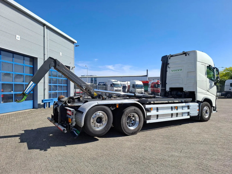 Camión multibasculante Volvo FH4-500 / VEB+ / HOOK 22 TON / LIFT+LENKACHSE / TUV:02-02-2026 / FULL-AIR / LWDS / NAVI / ALCOA / AUTOMATIC / EURO-6 / 2017