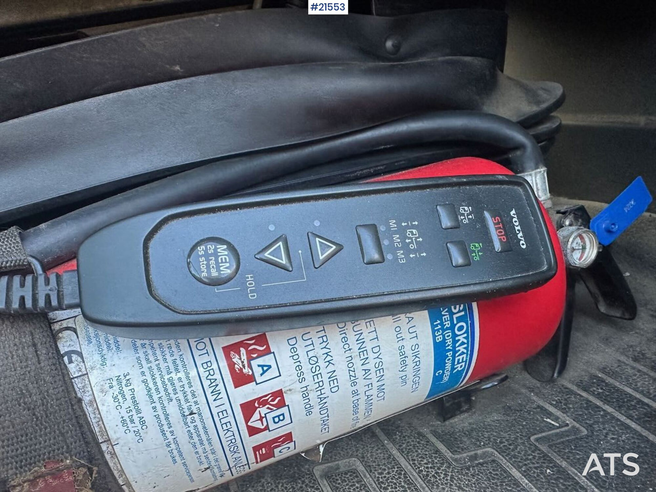 Camión multibasculante Volvo FH500 krokbil 8x2 m/ 21 t krok.