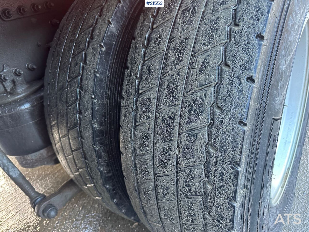 Camión multibasculante Volvo FH500 krokbil 8x2 m/ 21 t krok.