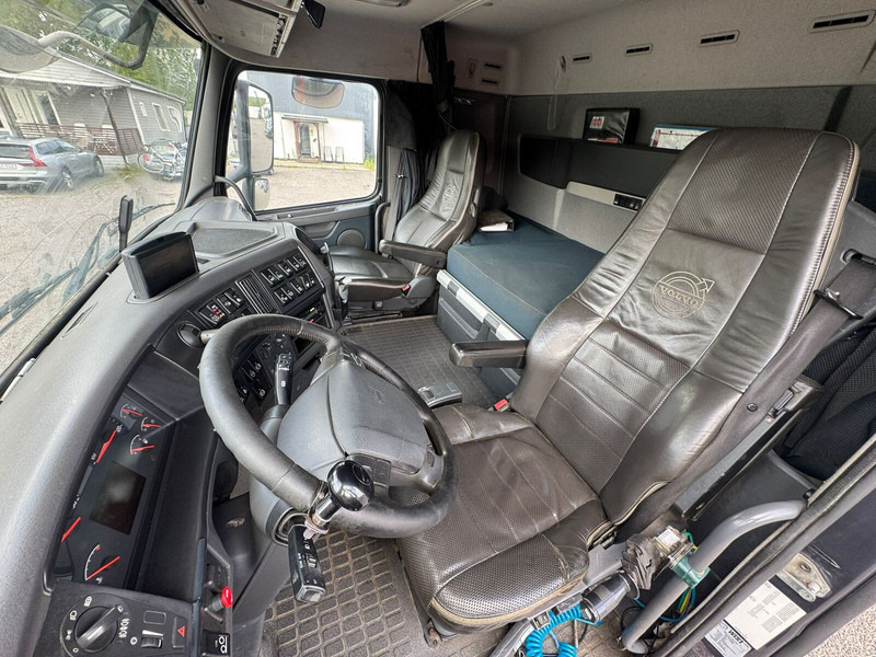 Camión multibasculante Volvo FH540