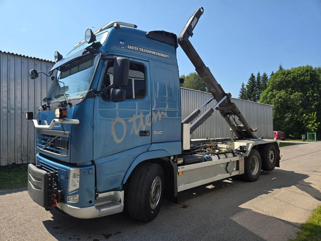 Camión multibasculante Volvo FH540 6X2 JOAB