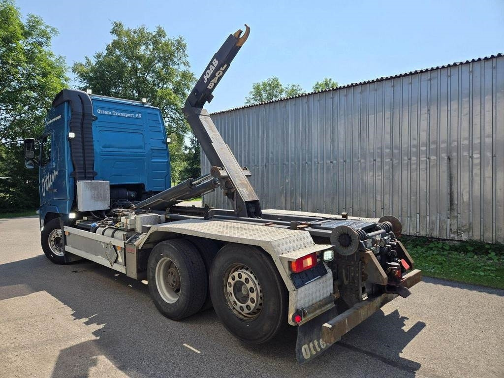 Camión multibasculante Volvo FH540 6X2 JOAB