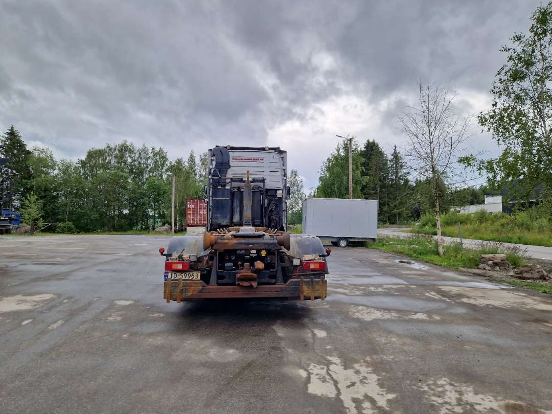 Camión multibasculante Volvo FH6X2-Krokbil med hydraulisk brøyteutstyr
