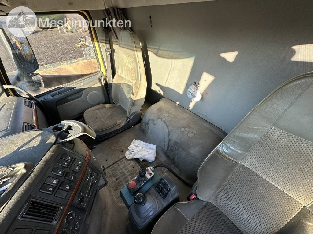 Camión multibasculante Volvo FH 12