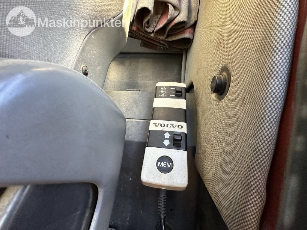 Camión multibasculante Volvo FH 12