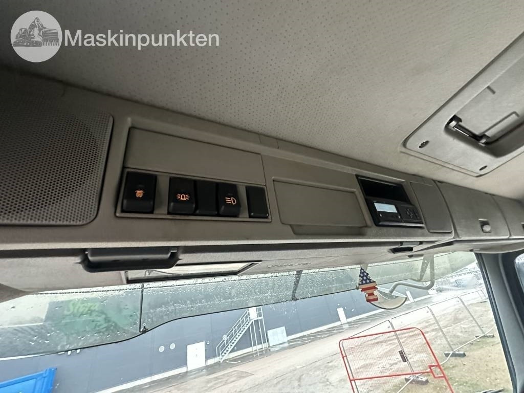 Camión multibasculante Volvo FH 12