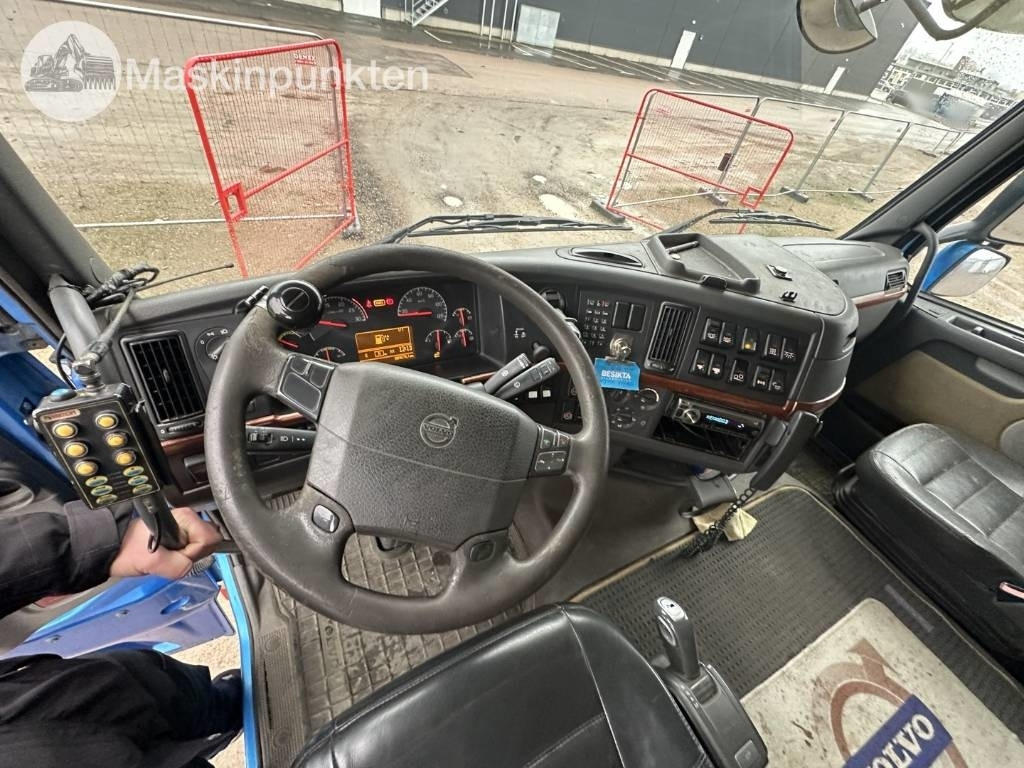 Camión multibasculante Volvo FH 12