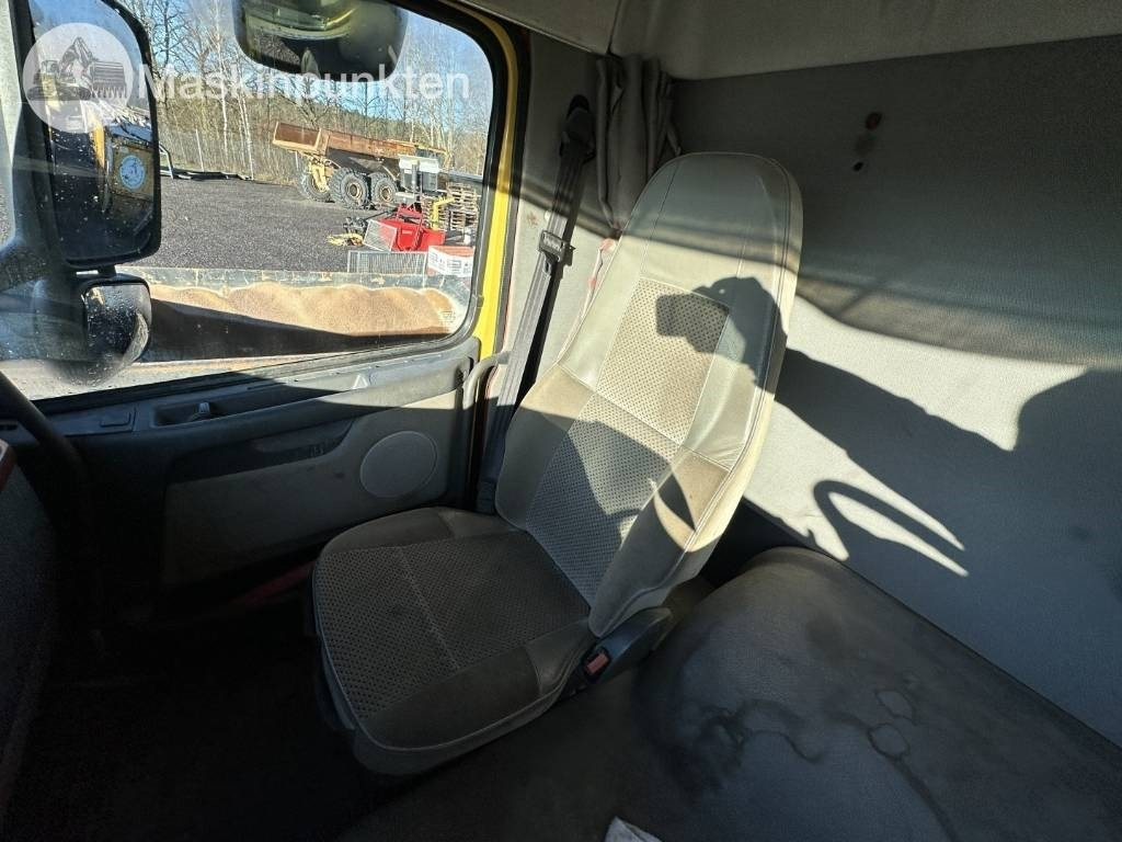 Camión multibasculante Volvo FH 12