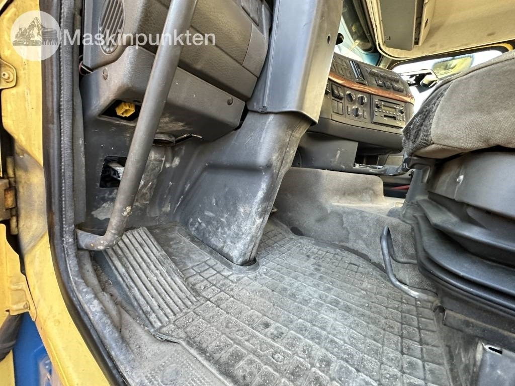 Camión multibasculante Volvo FH 12