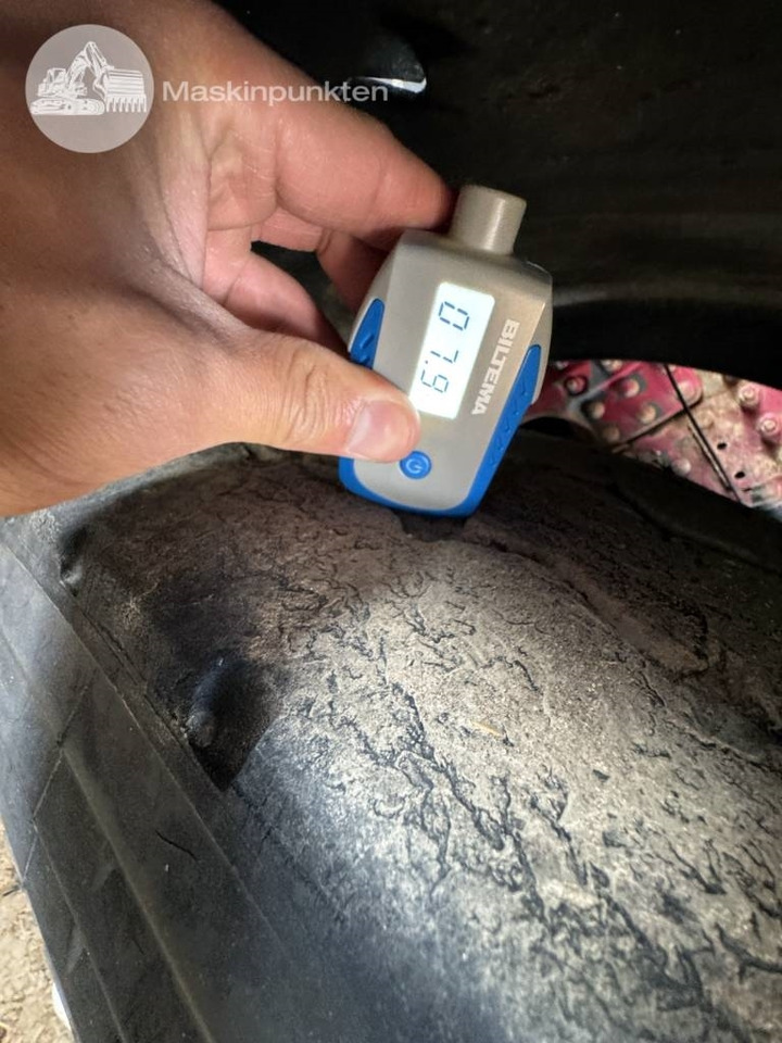 Camión multibasculante Volvo FH 16 550