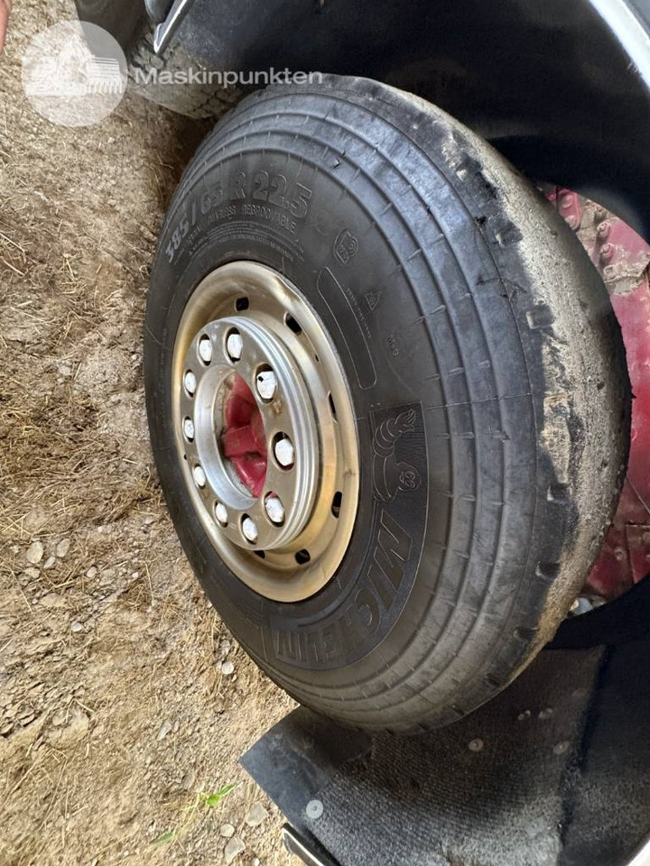 Camión multibasculante Volvo FH 16 550