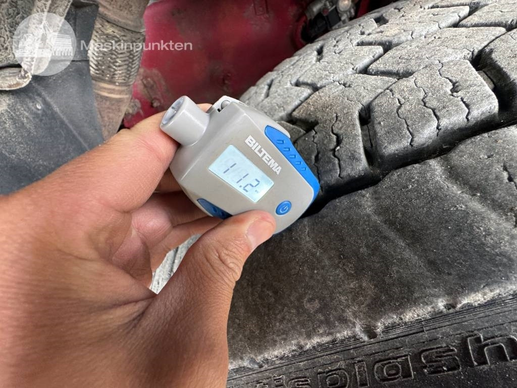 Camión multibasculante Volvo FH 16 550