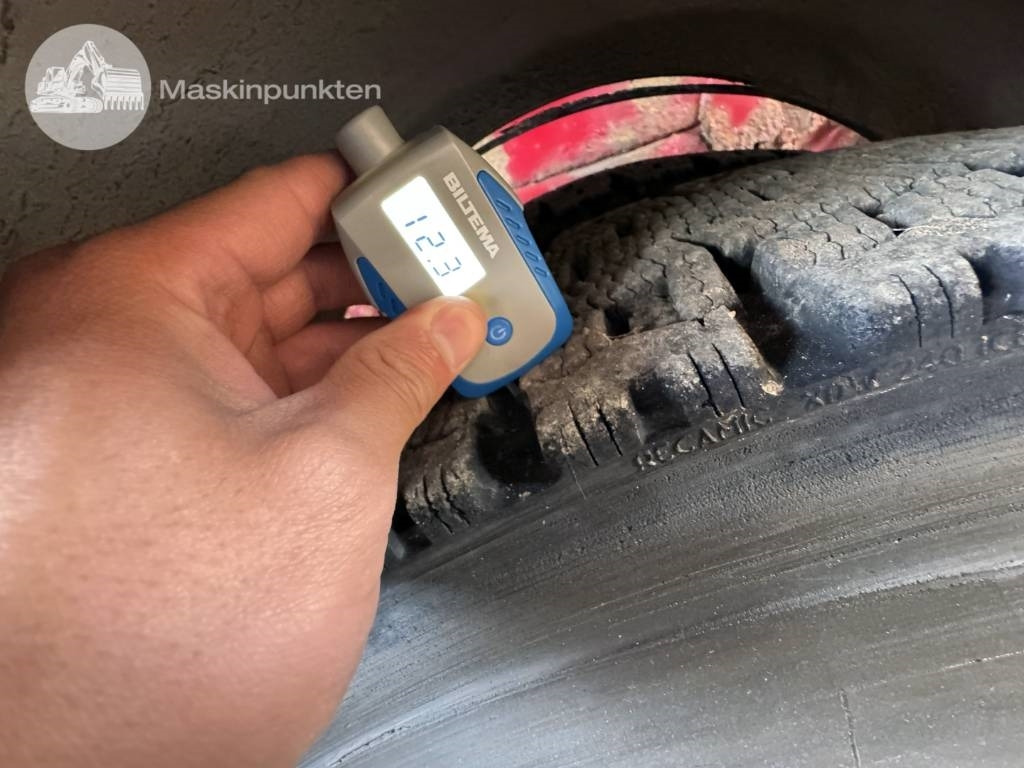 Camión multibasculante Volvo FH 16 550