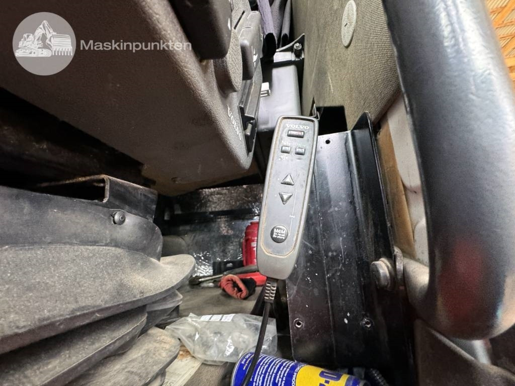 Camión multibasculante Volvo FH 16 550