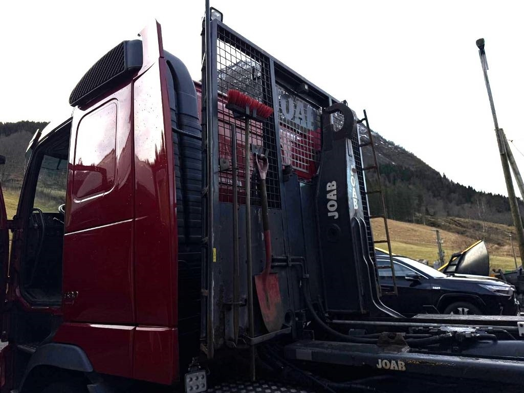 Camión multibasculante Volvo FH 16 580 Joab 24 t 8x4