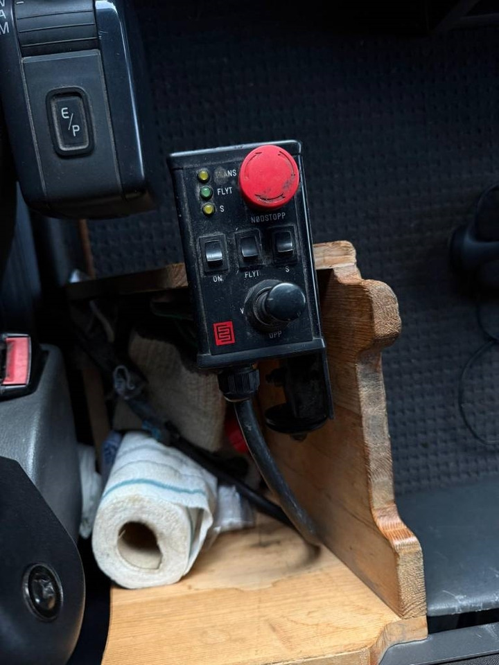 Camión multibasculante Volvo FH 16 580 Joab 24 t 8x4