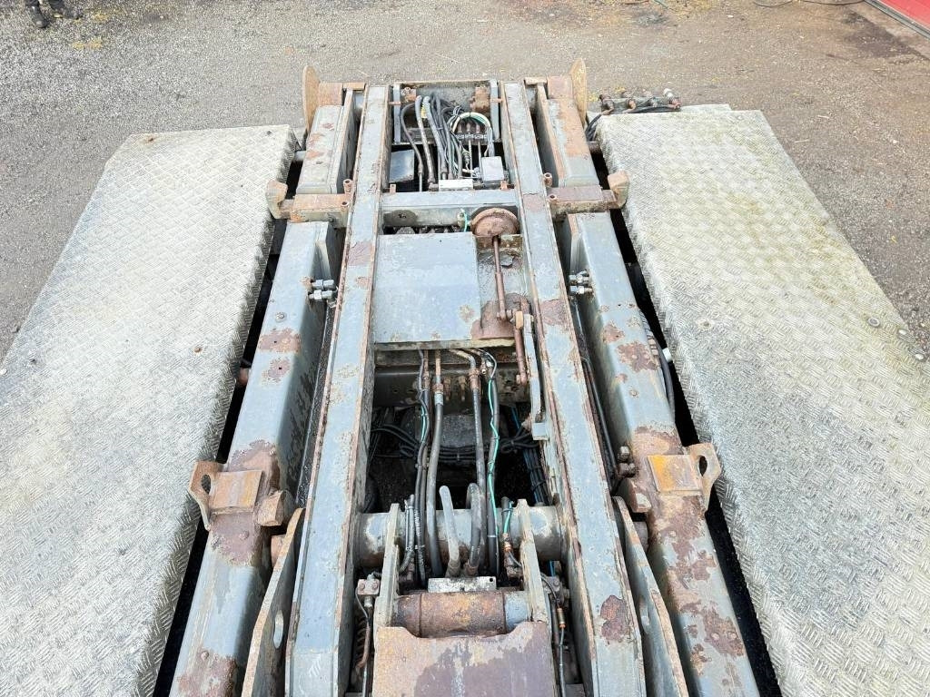 Camión multibasculante Volvo FH 16 580 Joab 24 t 8x4