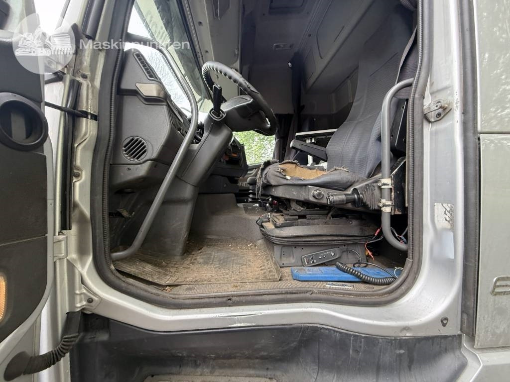 Camión multibasculante Volvo FH 16 660