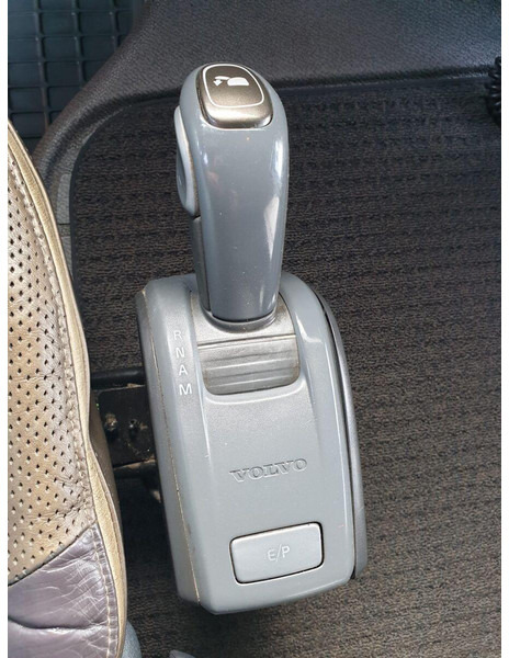 Camión multibasculante Volvo FH 16 750