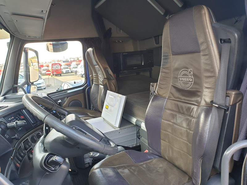 Camión multibasculante Volvo FH 16 750