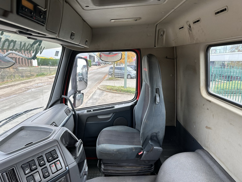 Camión multibasculante Volvo FH 420 TRIDEM 8x4 25T AJK HAAKSYSTEEM - NAAFREDUCTIE - LIFT + STUUR-AS - LUCHTVERING - I-SHIFT - BELG