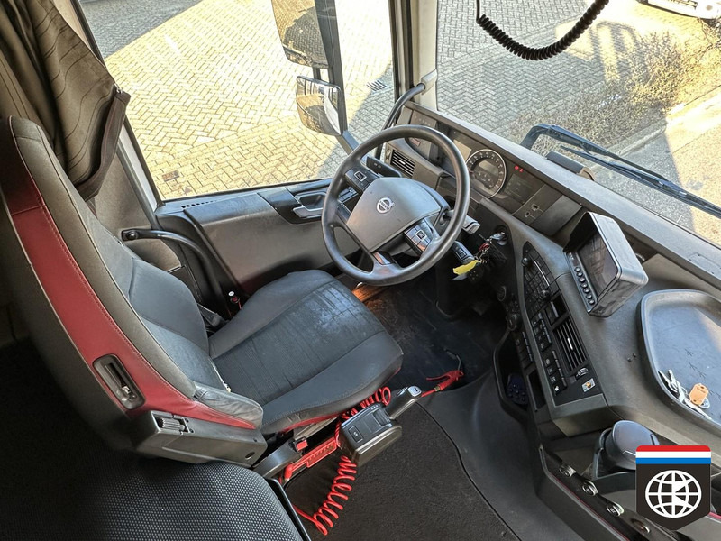 Camión multibasculante Volvo FH 460 - 6x2/4 - VDL HOOKLIFT