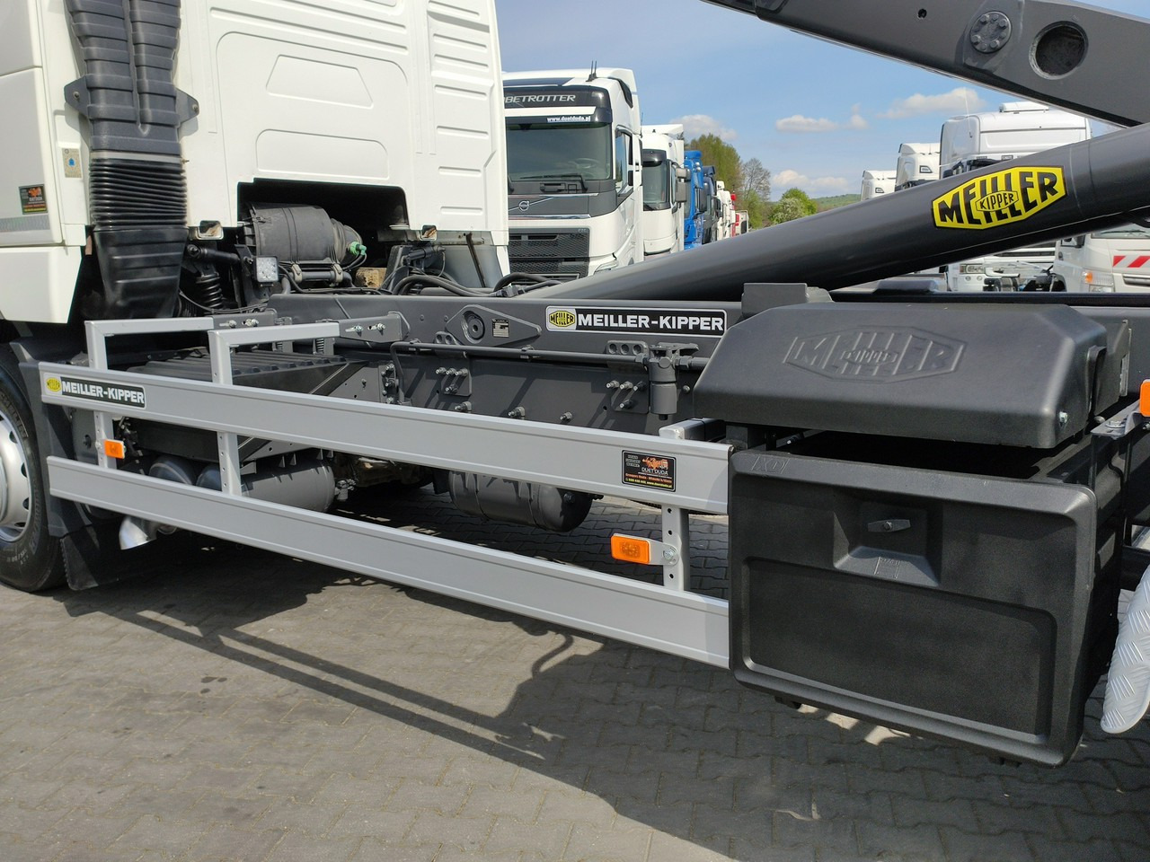 Camión multibasculante Volvo FH 460 Globetrotter Hakowiec Kipper Meiller