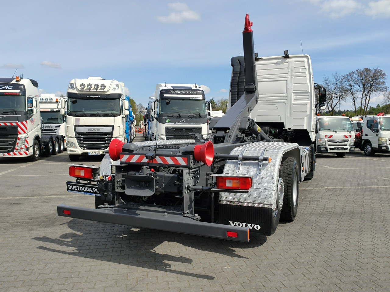 Camión multibasculante Volvo FH 460 Globetrotter Hakowiec Kipper Meiller