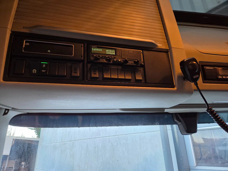 Camión multibasculante Volvo FH 470 VDL hooklift