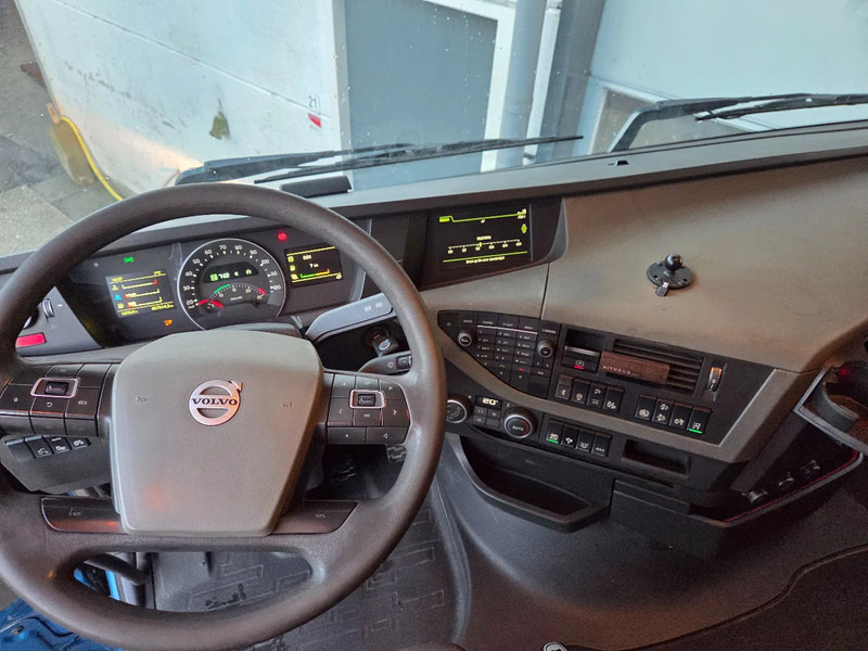 Camión multibasculante Volvo FH 470 VDL hooklift