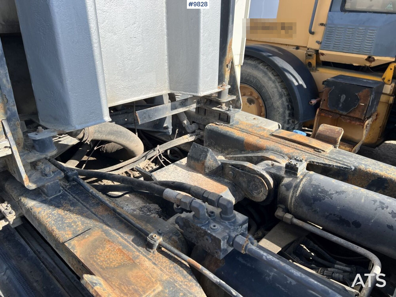 Camión multibasculante Volvo FH 480 Hook Truck