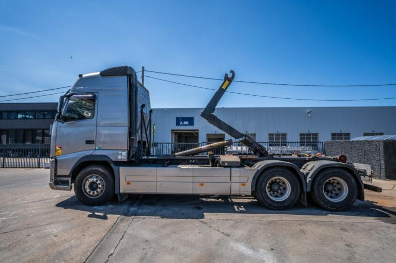 Camión multibasculante Volvo FH 480 - PALFINGER