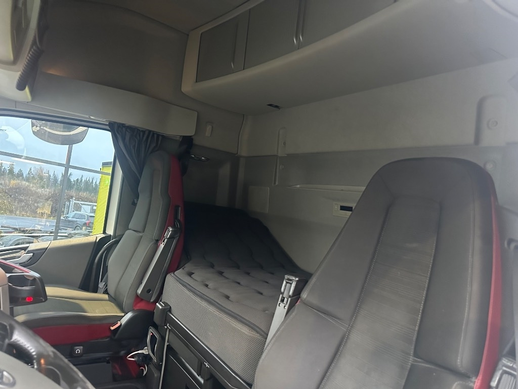 Camión multibasculante Volvo FH 500 8X4*4