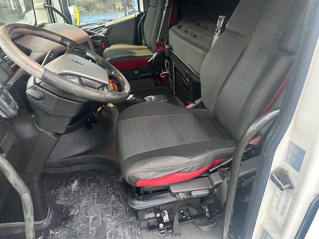 Camión multibasculante Volvo FH 500 8X4*4