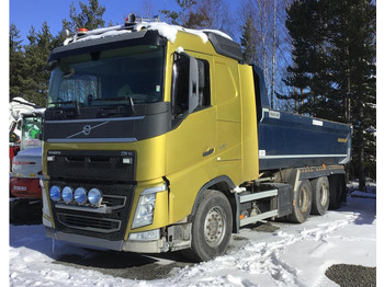 Camión multibasculante Volvo FH 500 | 8X4 | TULOSSA