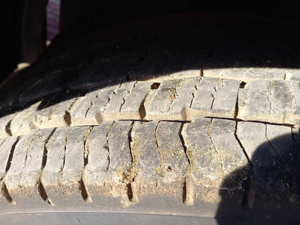 Camión multibasculante Volvo FH 520, 8x4, MULTILIFT