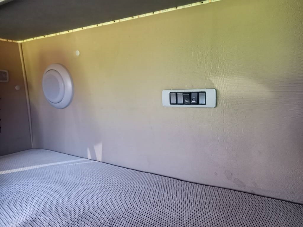 Camión multibasculante Volvo FH 520, 8x4, MULTILIFT