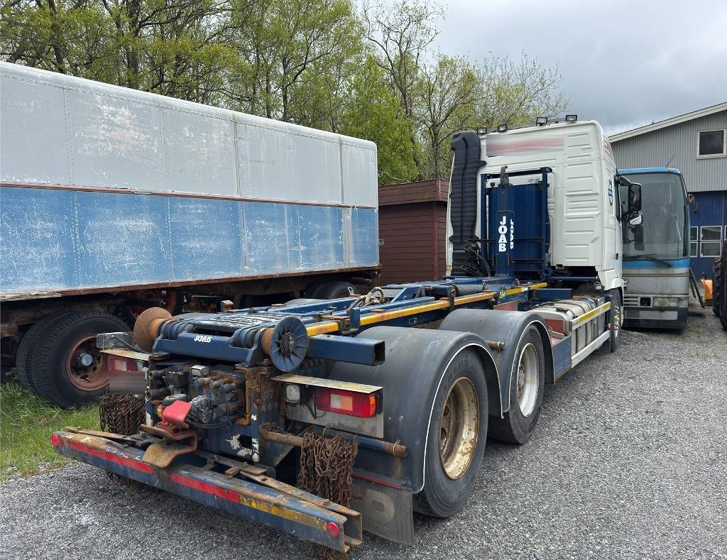 Camión multibasculante Volvo FH 540