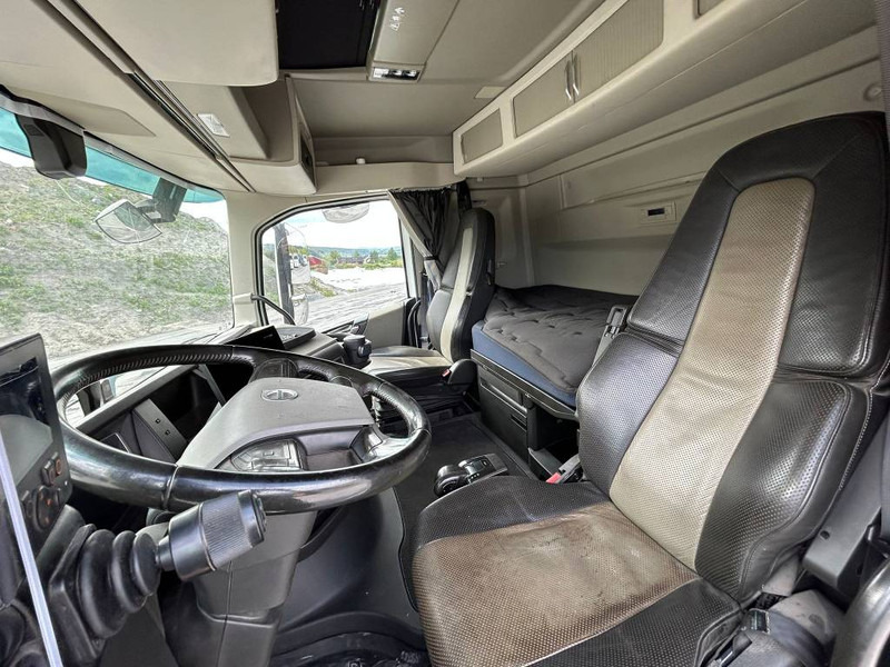 Camión multibasculante Volvo FH 540 + 24T JOAB