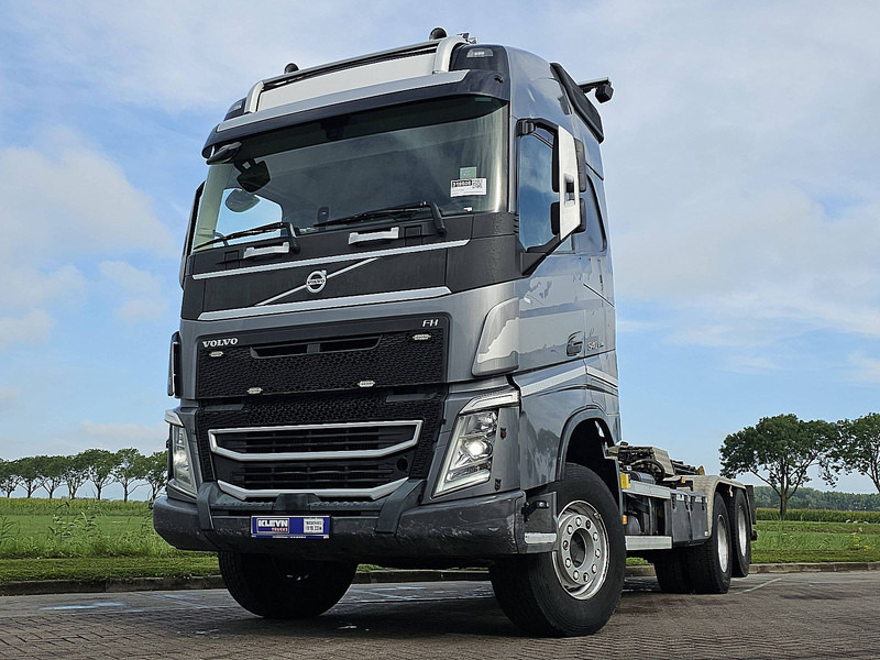 Camión multibasculante Volvo FH 540 6X4 BOOGIE LIFT VDL