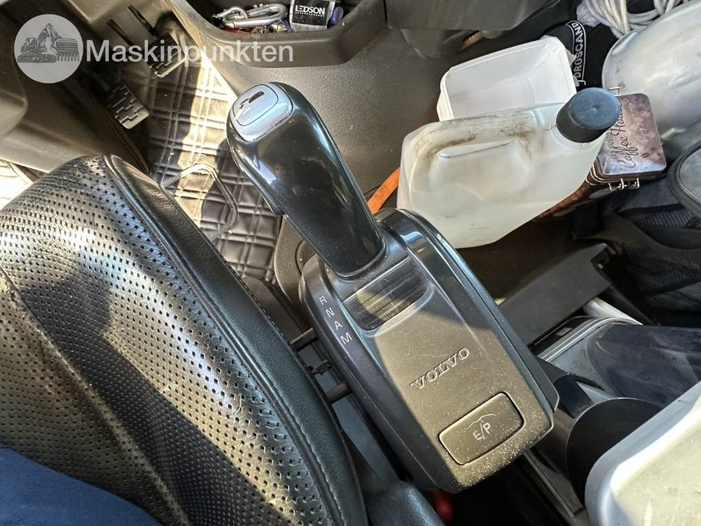 Camión multibasculante Volvo FH 6*2