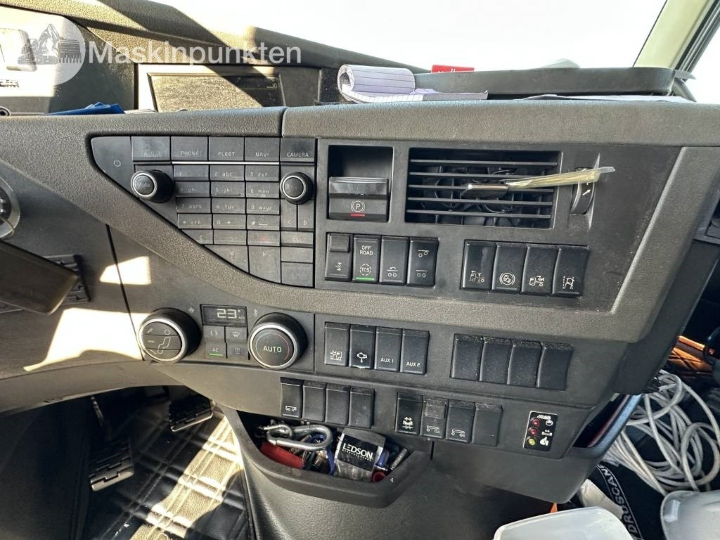 Camión multibasculante Volvo FH 6*2