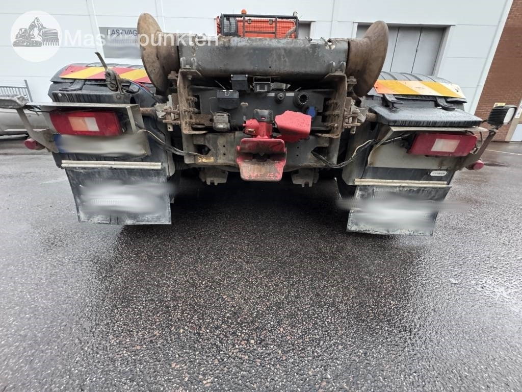 Camión multibasculante Volvo FH 8*4 Tridem lastväxlare