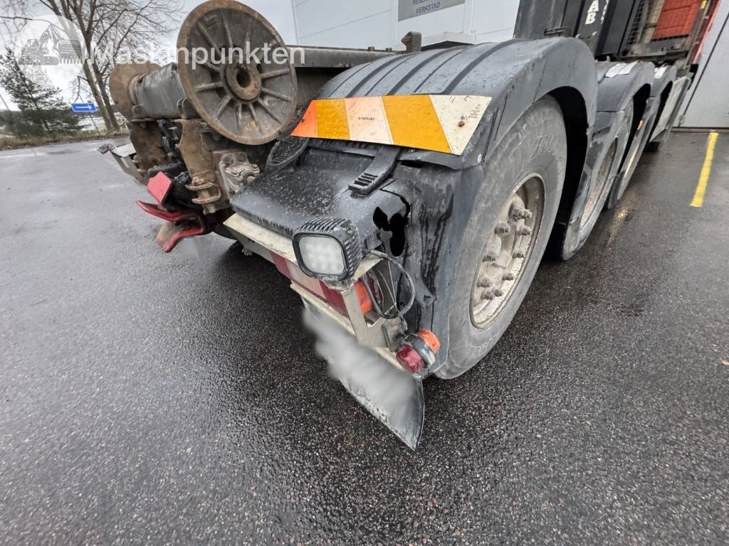 Camión multibasculante Volvo FH 8*4 Tridem lastväxlare