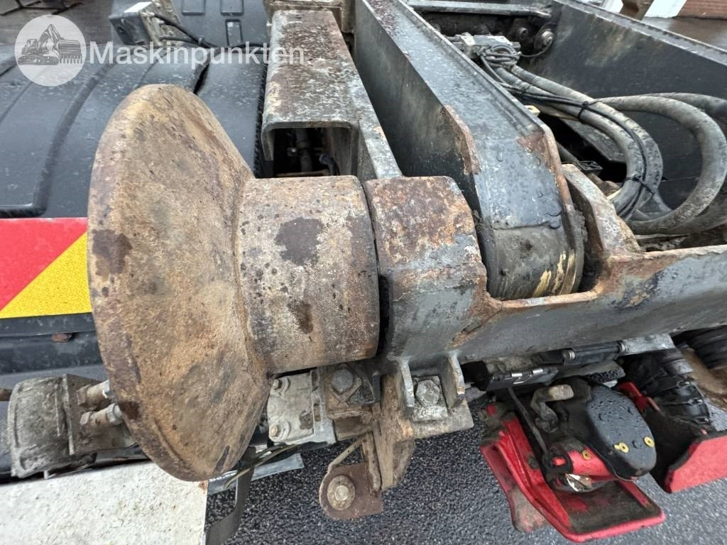 Camión multibasculante Volvo FH 8*4 Tridem lastväxlare