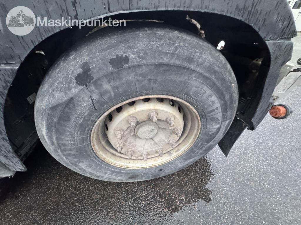 Camión multibasculante Volvo FH 8*4 Tridem lastväxlare