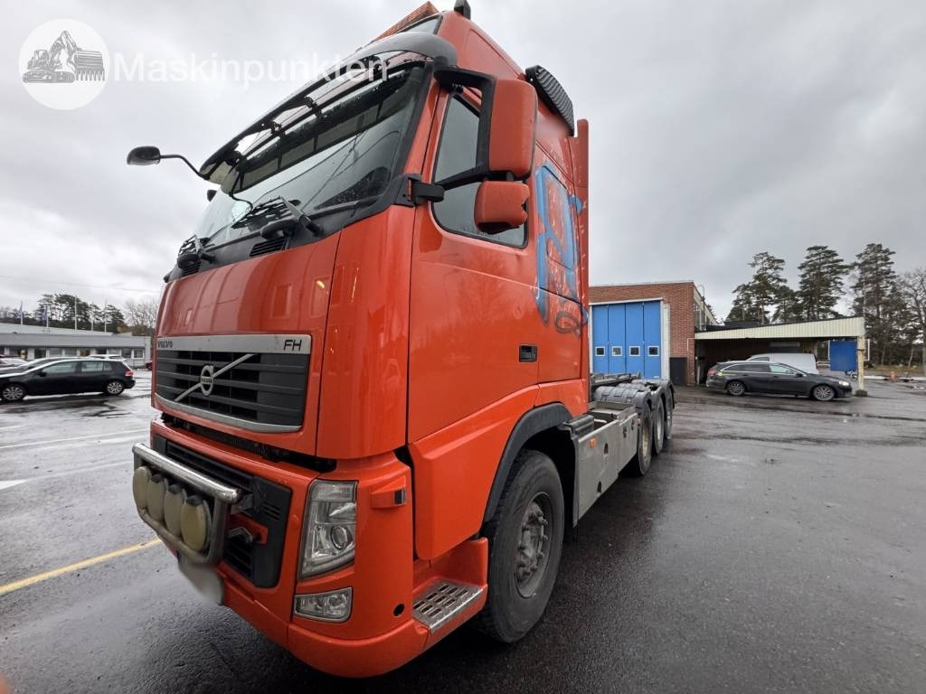 Camión multibasculante Volvo FH 8*4 Tridem lastväxlare