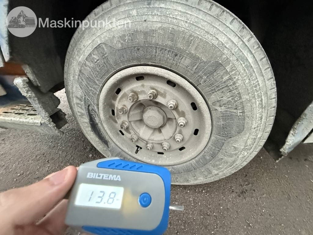 Camión multibasculante Volvo FH lastväxlare med flak