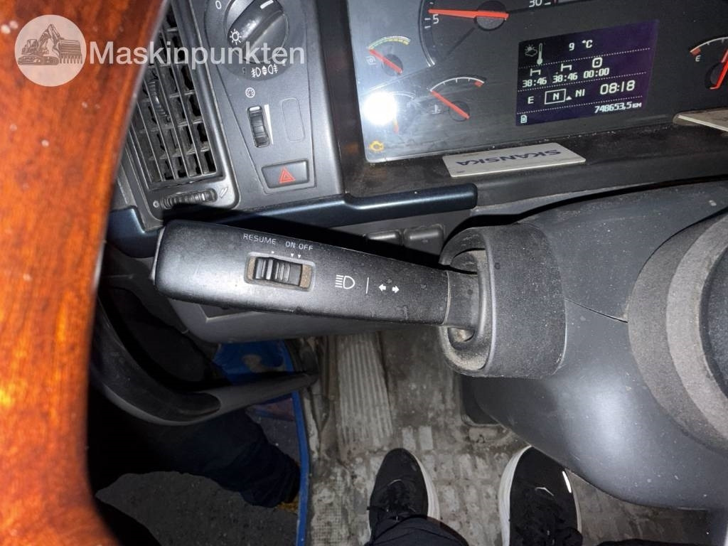 Camión multibasculante Volvo FH lastväxlare med flak